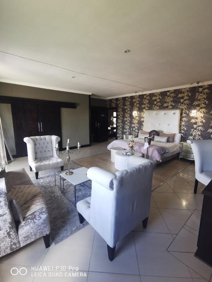 Altissimo Guesthouse Bloemfontein Zewnętrze zdjęcie